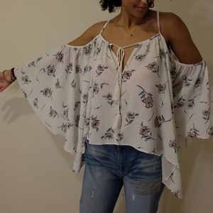 💐🌷 NWOT Bishop + Young White Floral Flow Blouse